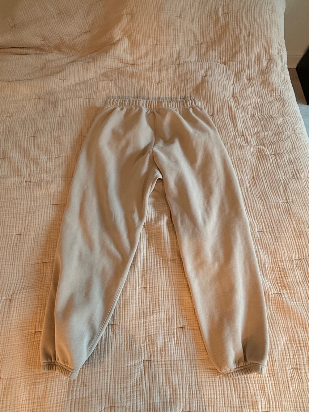 Essentials Men’s Sweatpants - Picture 4 of 4